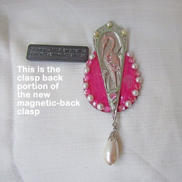 VTG bird brooch enamel on metal, Rhinestones, Faux pearl, Magnetic Back Clasp - Picture 2 of 8